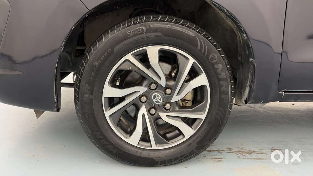 Toyota Innova Crysta [2020-ongoing] 2.4 Vx 7 Str, 2021, Diesel