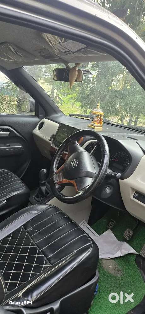 गाडी विकणे आहे