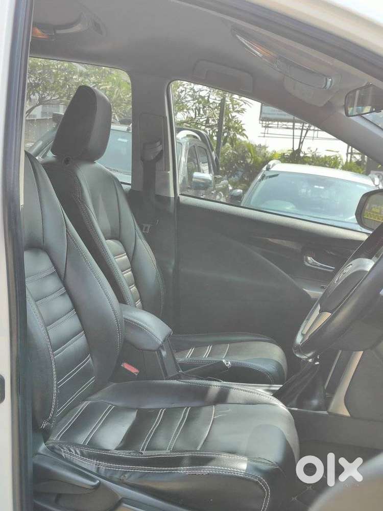 Toyota Innova Crysta