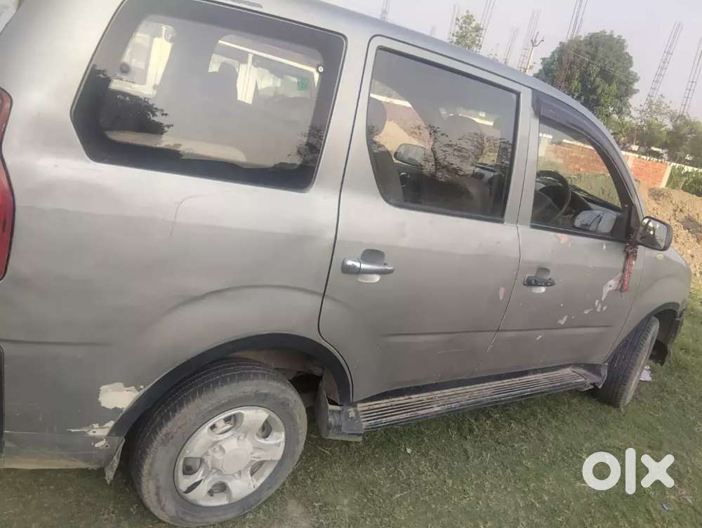 Mahindra Xylo 2017