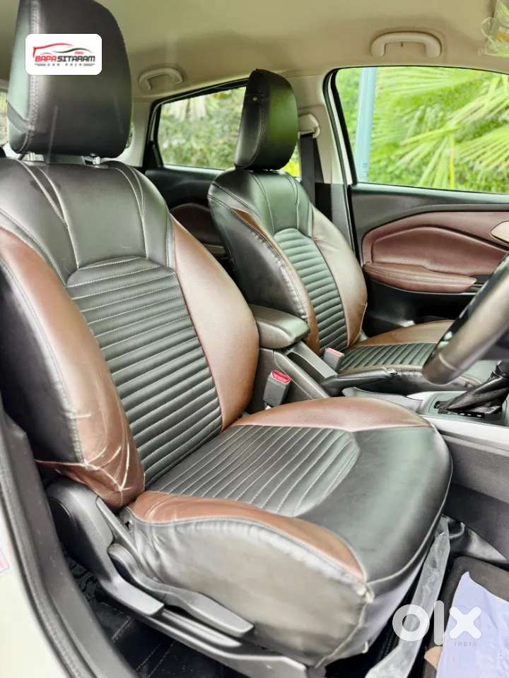 Toyota Urban Cruiser Taisor V 1.0 Petrol At, 2025, Petrol