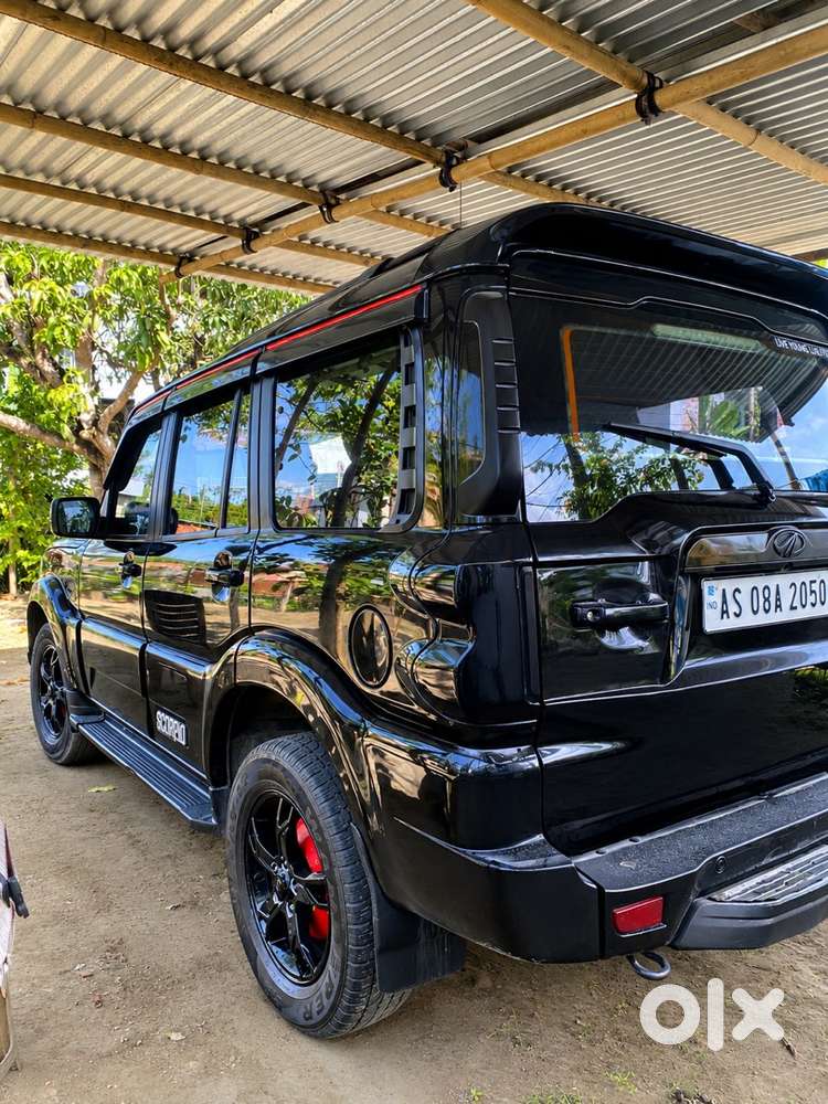 Mahindra Scorpio Classic 2021