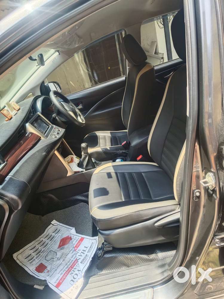 Toyota Innova Crysta 2.4 G Mt 7 Str, 2017, Diesel