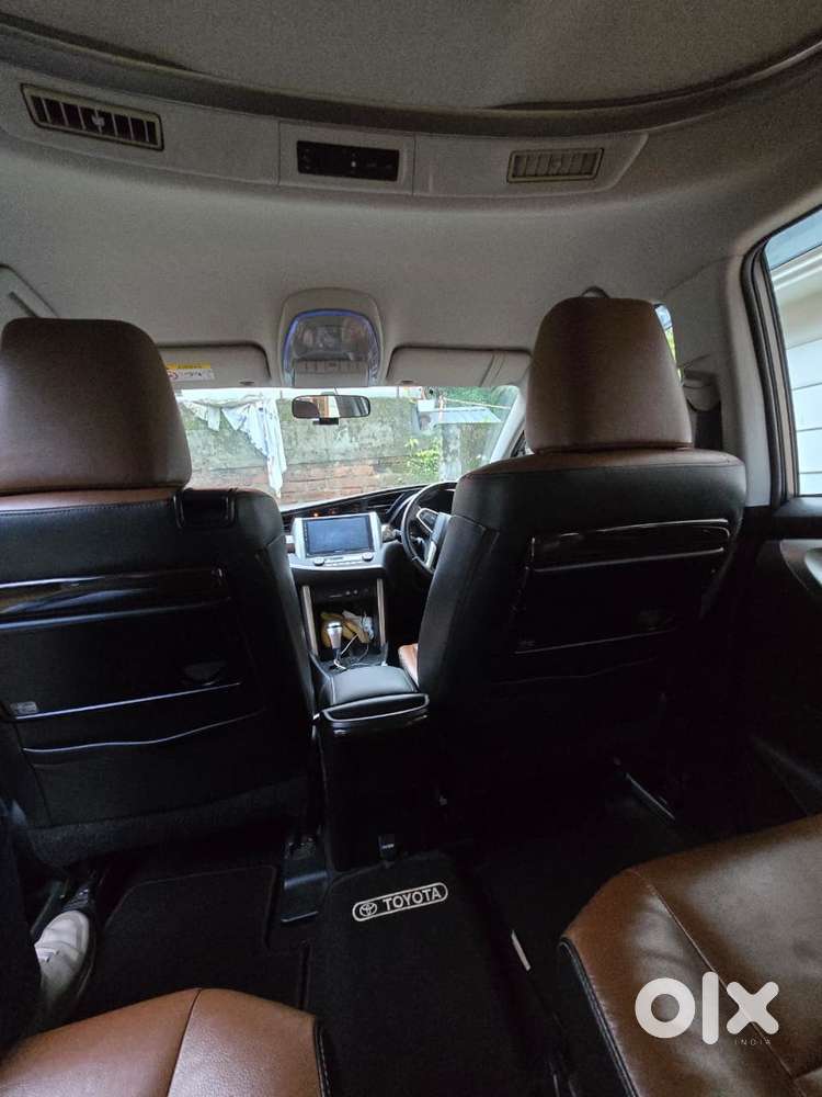 Toyota Innova Crysta 2.8 Z Automatic In Excellent Condition