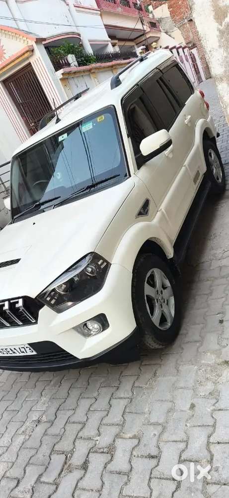 S11 Showroom Condition Gadi Hai Yah Hai