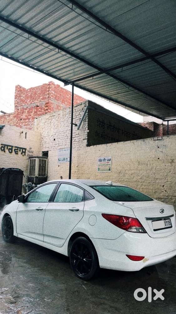 Verna Fluidic 2012 Top Model Push Button Start 6 Air Bags