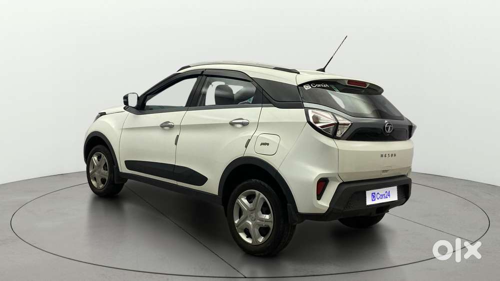 Tata Nexon 1.2 Revotron Xm (s), 2021, Petrol