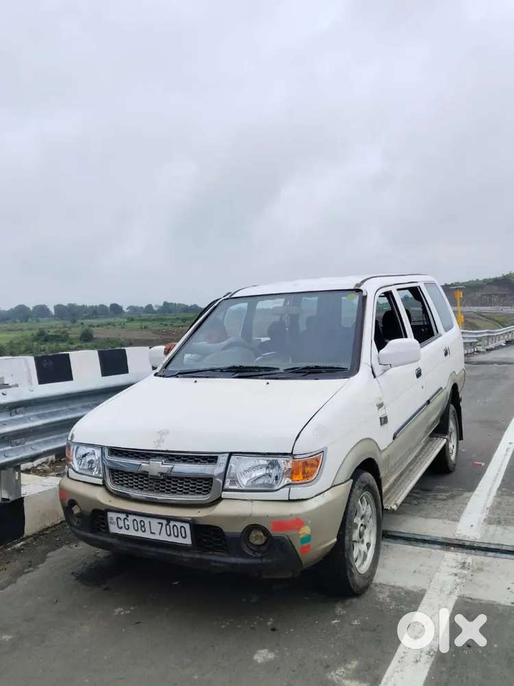 Chevrolet Tavera 2011 Diesel Well Maintained
