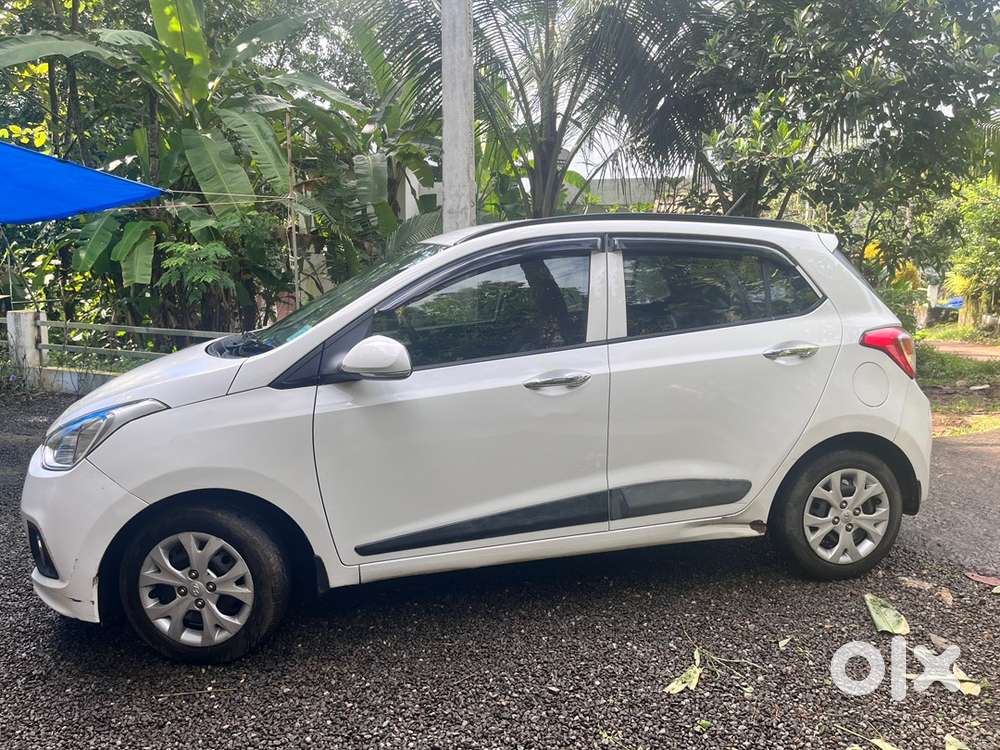 Hyundai Grand I10 2014 Petrol 100000 Km Driven