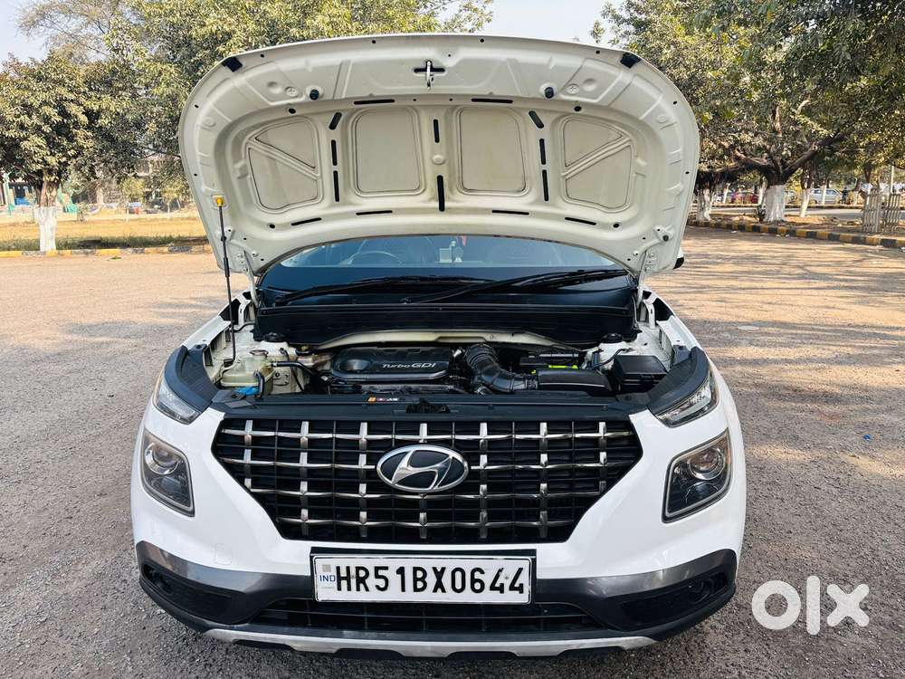 Hyundai Venue 1.0 Sx Turbo Dct, 2019, Petrol