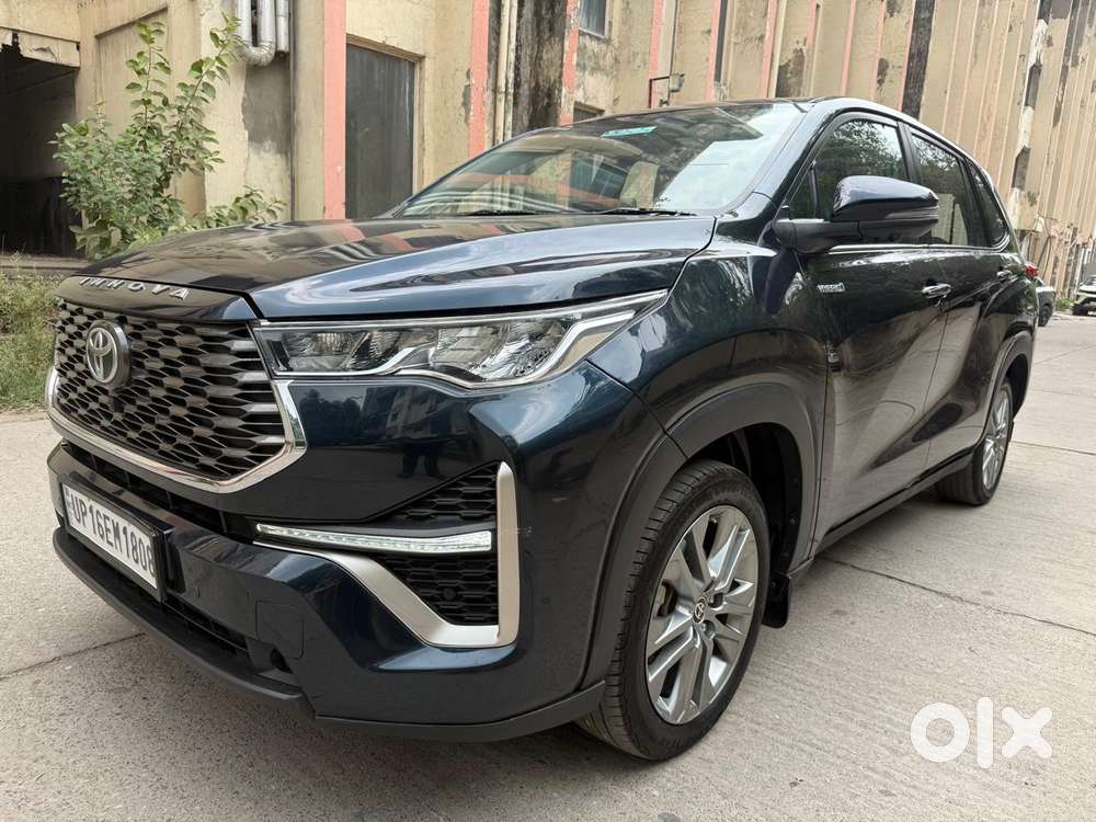 Toyota Innova Hycross 2.0 Zx Hybrid 7 Str, 2025, Petrol