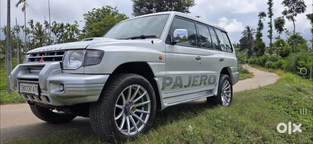 Mitsubishi Pajero 2012 Diesel 111000 Km Driven