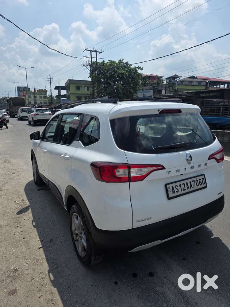 Renault Triber Rxz, 2020, Petrol