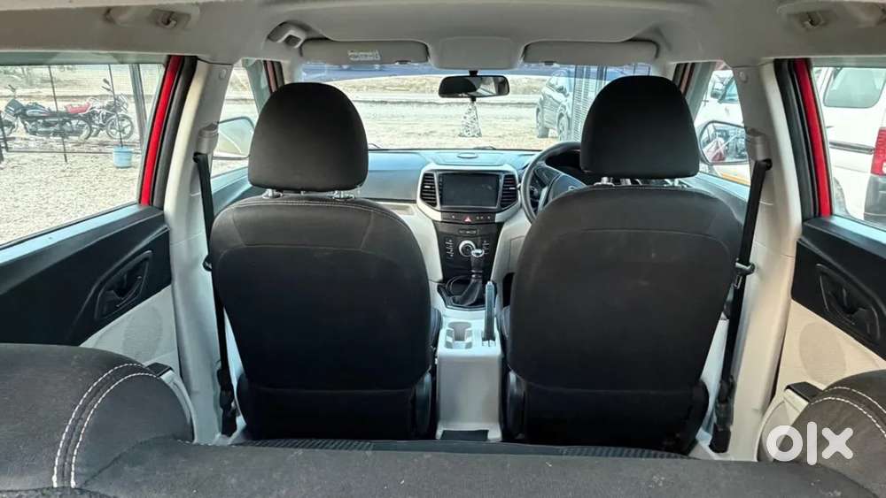 Mahindra Xuv300 W4, 2022, Petrol