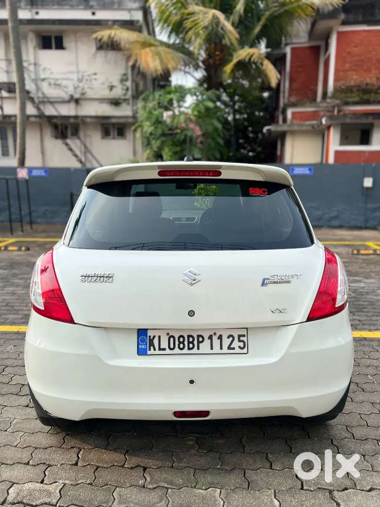 2017 Maruti Suzuki Swift Vxi Limited Edition