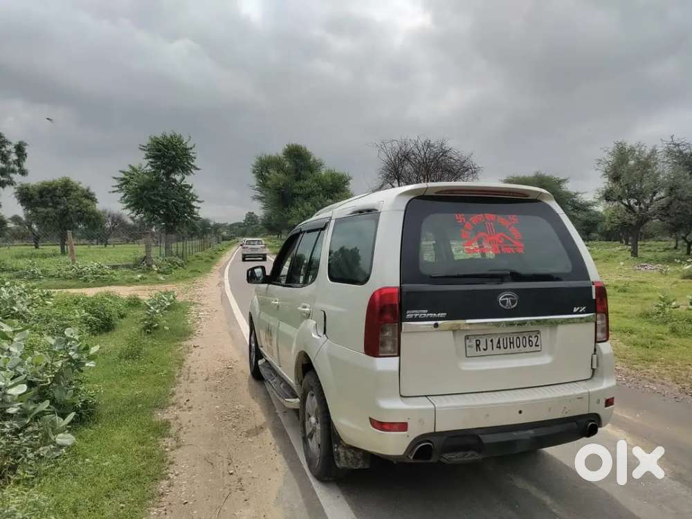 Tata Safari Storme 2015 Diesel 123000 Km Driven