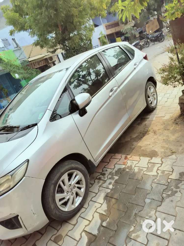 Honda Jazz 2016 Petrol Well Maintained