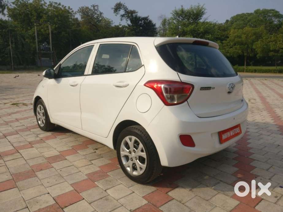 Hyundai Grand I10 2013-2016 Sportz, 2014, Diesel