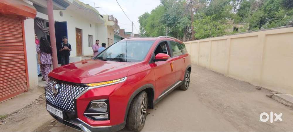 Mg Hector Plus Hybrid 2025