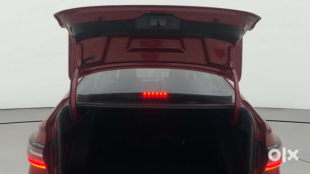 Volkswagen Virtus 1.0 Topline Tsi At, 2023, Petrol