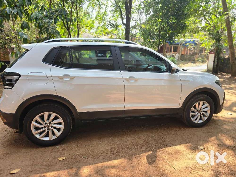 Volkswagen Taigun Highline At With Warranty Till March 2028