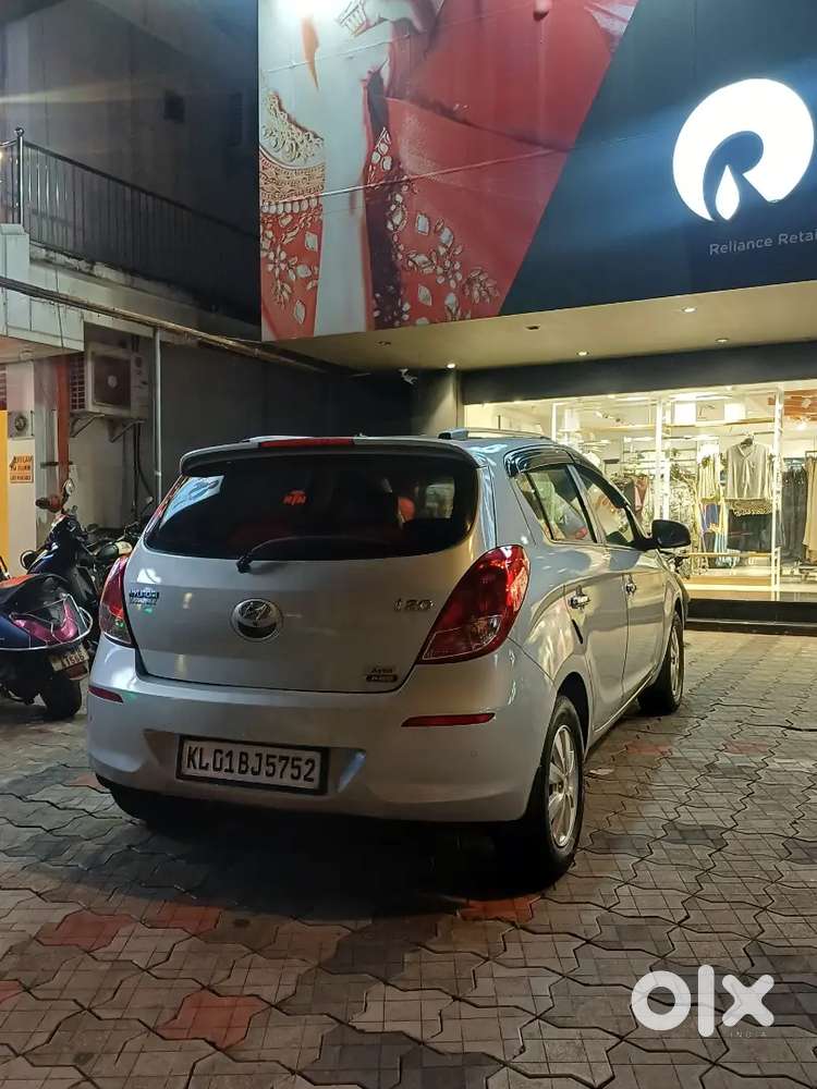 Hyundai I20 2012 December Petrol 124000 Km Driven