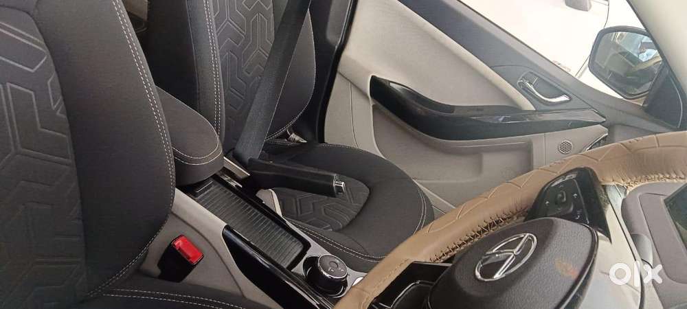 Tata Nexon 1.2 Revotron Xz Plus Premium, 2021, Petrol