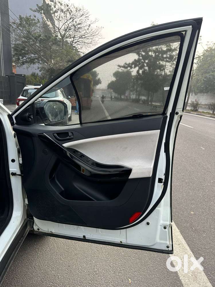 Tata Curvv Creative 1.2 Revotron Petrol 6mt, 2025, Petrol