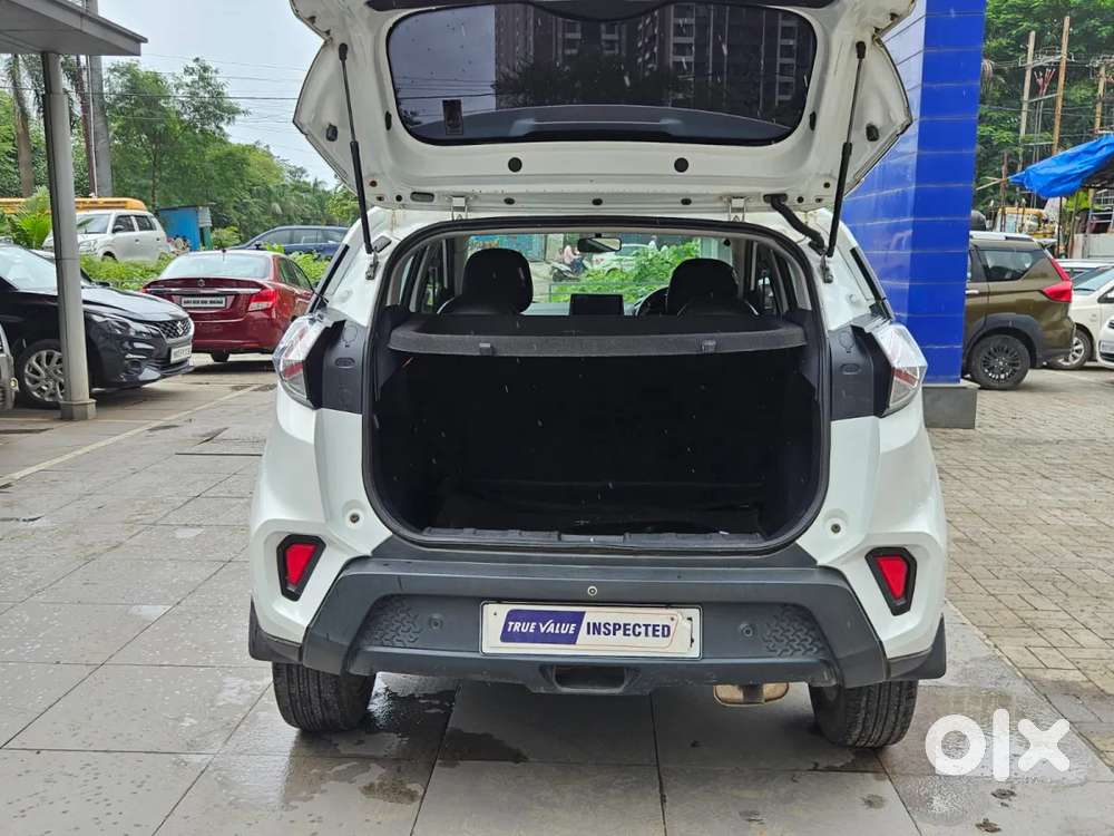 Tata Nexon 1.2 Revotron Xm, 2022, Petrol