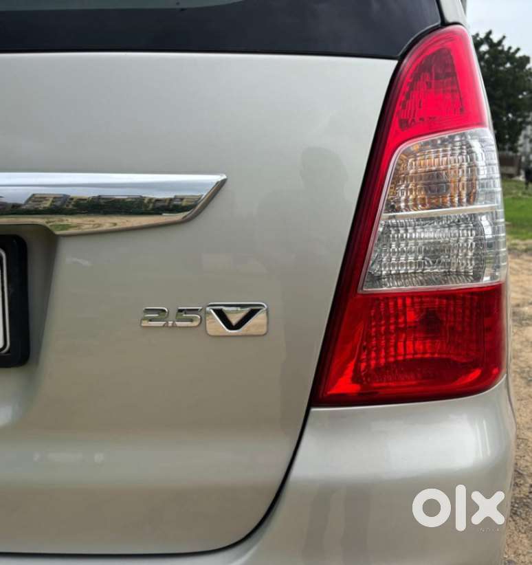 Toyota Innova 2.5 V 7 Str, 2012, Diesel