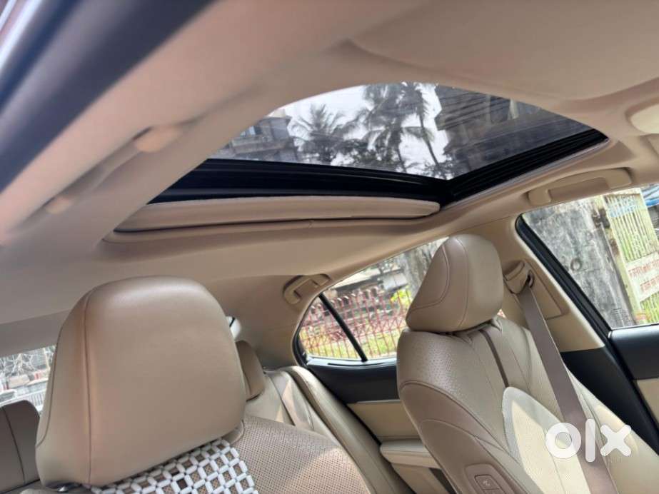 Toyota Camry, 2020, Petrol