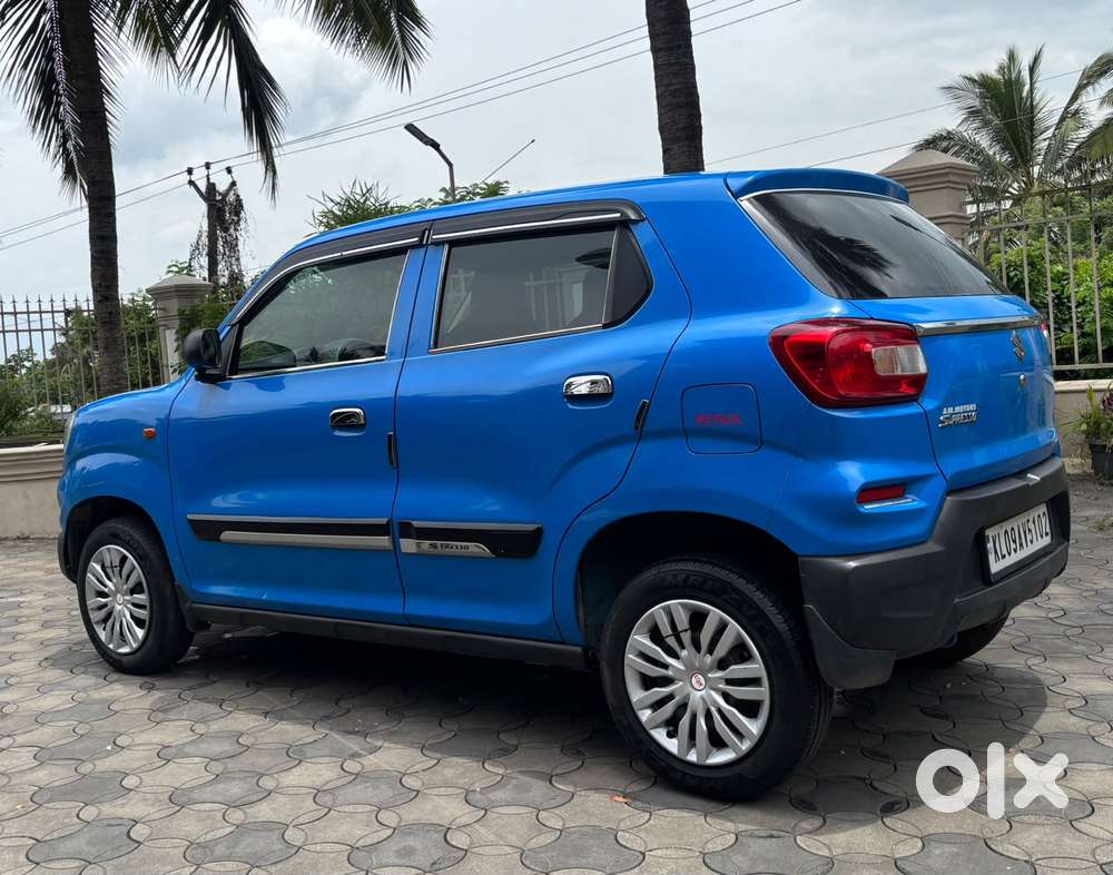 Maruti Suzuki S-presso Vxi Opt, 2022, Petrol