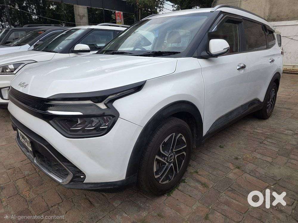 Kia Carens 1.4 Luxury Plus 6 Str, 2022, Petrol