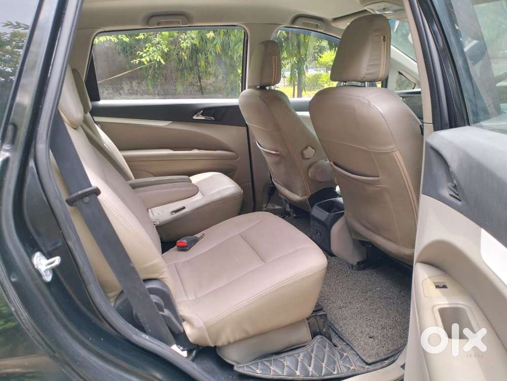 Mahindra Marazzo M6, 2019, Diesel