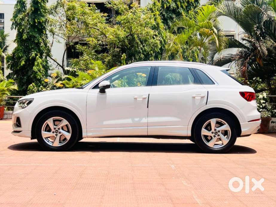 Audi Q3 40 Tfsi Premium Plus, 2023, Petrol