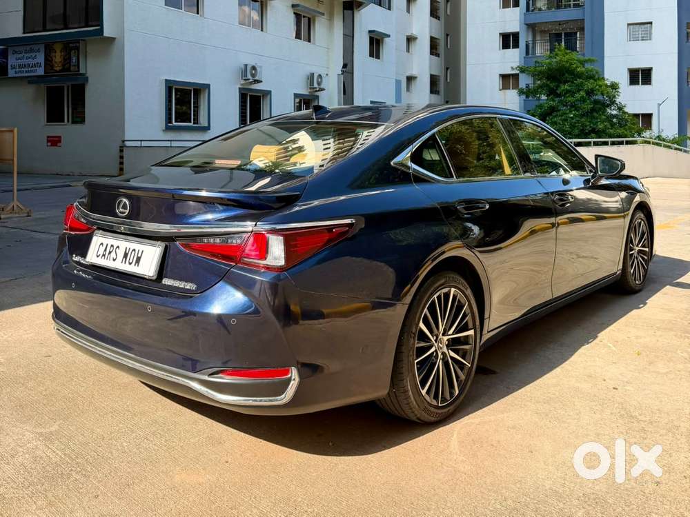 Lexus Es 300h Luxury, 2024, Petrol