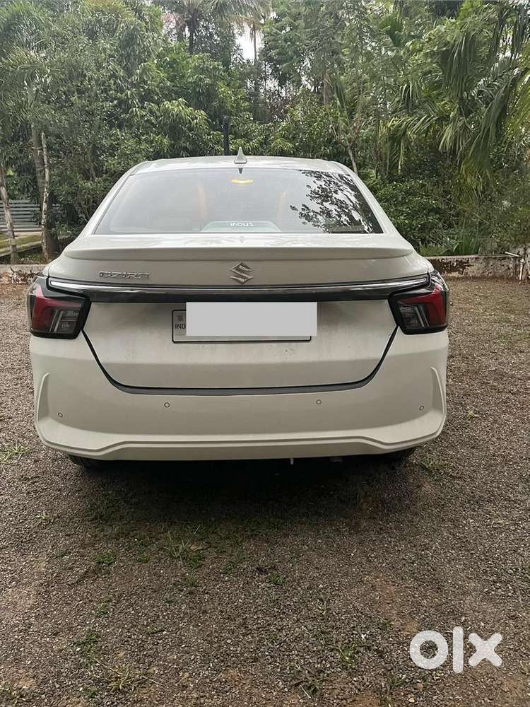 Maruti Suzuki Dzire Petrol 2025 Registered