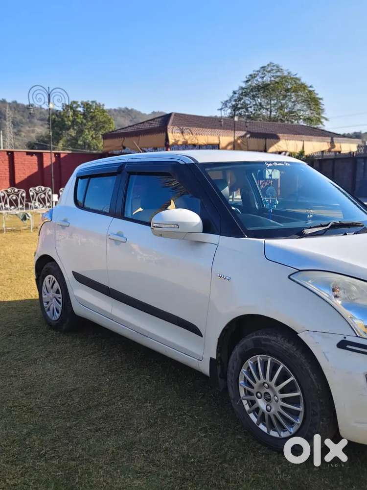 Maruti Suzuki Swift 2017 Petrol 110000 Km Driven