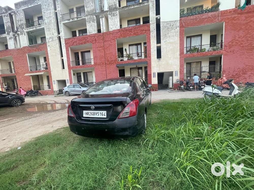 Nissan Sunny 2012 Diesel 175000 Km Driven