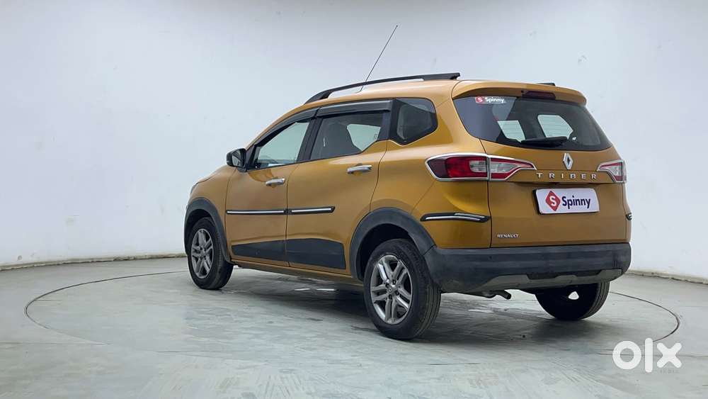 Renault Triber Rxz Easy-r Amt, 2022, Petrol