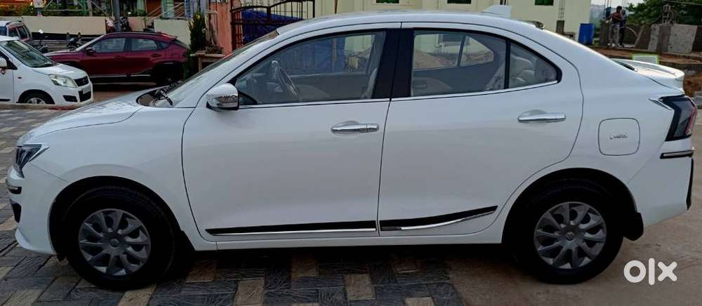 Maruti Suzuki Dzire 1.2 Vxi, 2026, Petrol