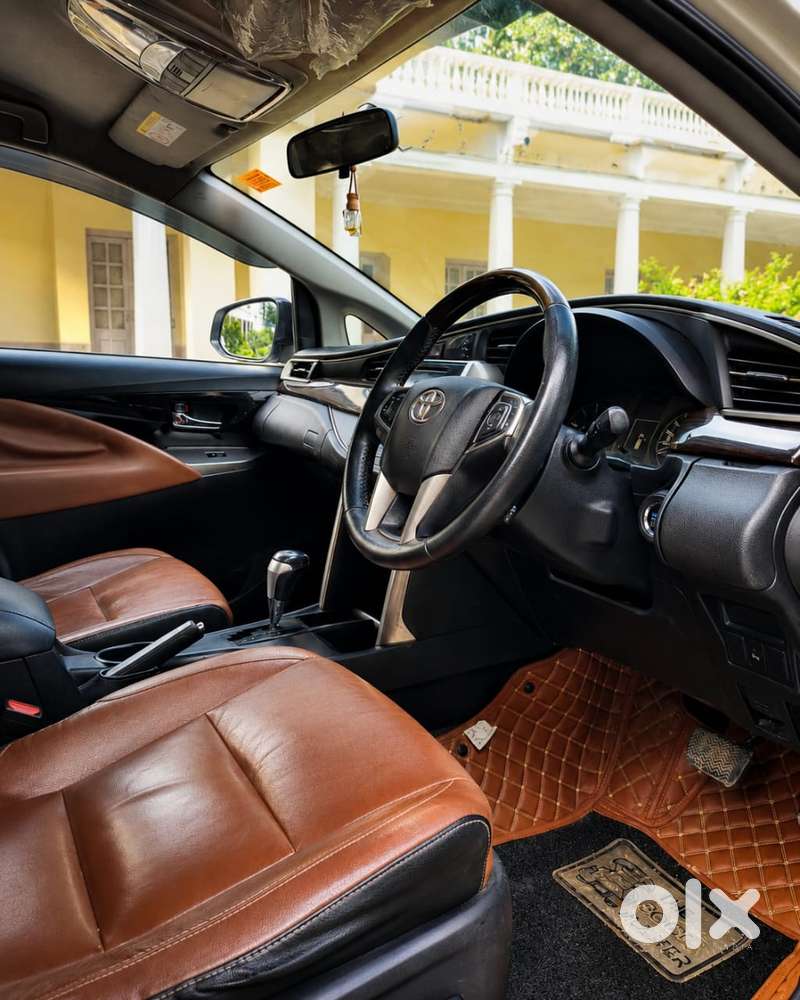 Toyota Innova Crysta 2.8 Zx At 7 Seater, 2018, Diesel