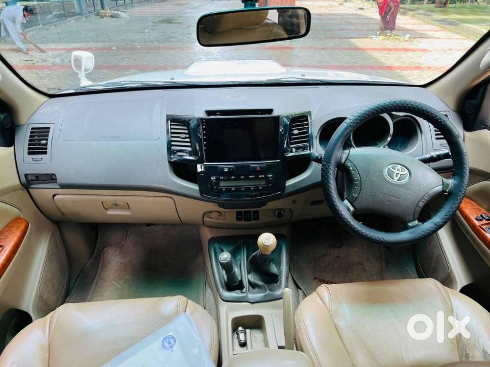 Toyota Fortuner 3.0 4x2 Mt, 2009, Diesel