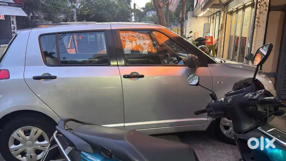 Maruti Suzuki Swift Vxi 2010 Model