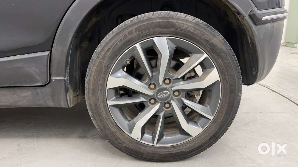Mahindra Xuv300 W8 Option, 2021, Petrol