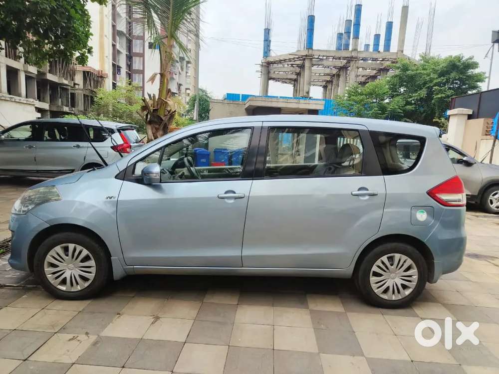 Maruti Suzuki Ertiga Zxi 2013 Petrol 3rd Owner