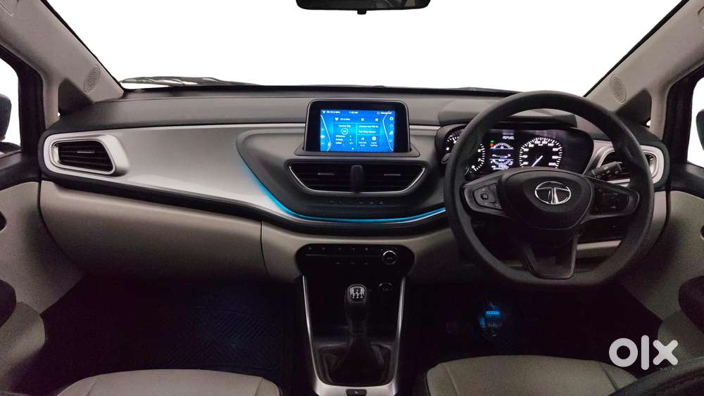 Tata Altroz Xz, 2023, Petrol