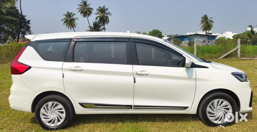 Maruti Suzuki Ertiga 1.5 Vxi, 2021, Petrol