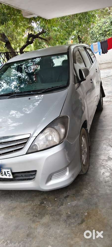 Toyota Innova 2009-2011 2.0 Vx 8 Str, 2011, Diesel