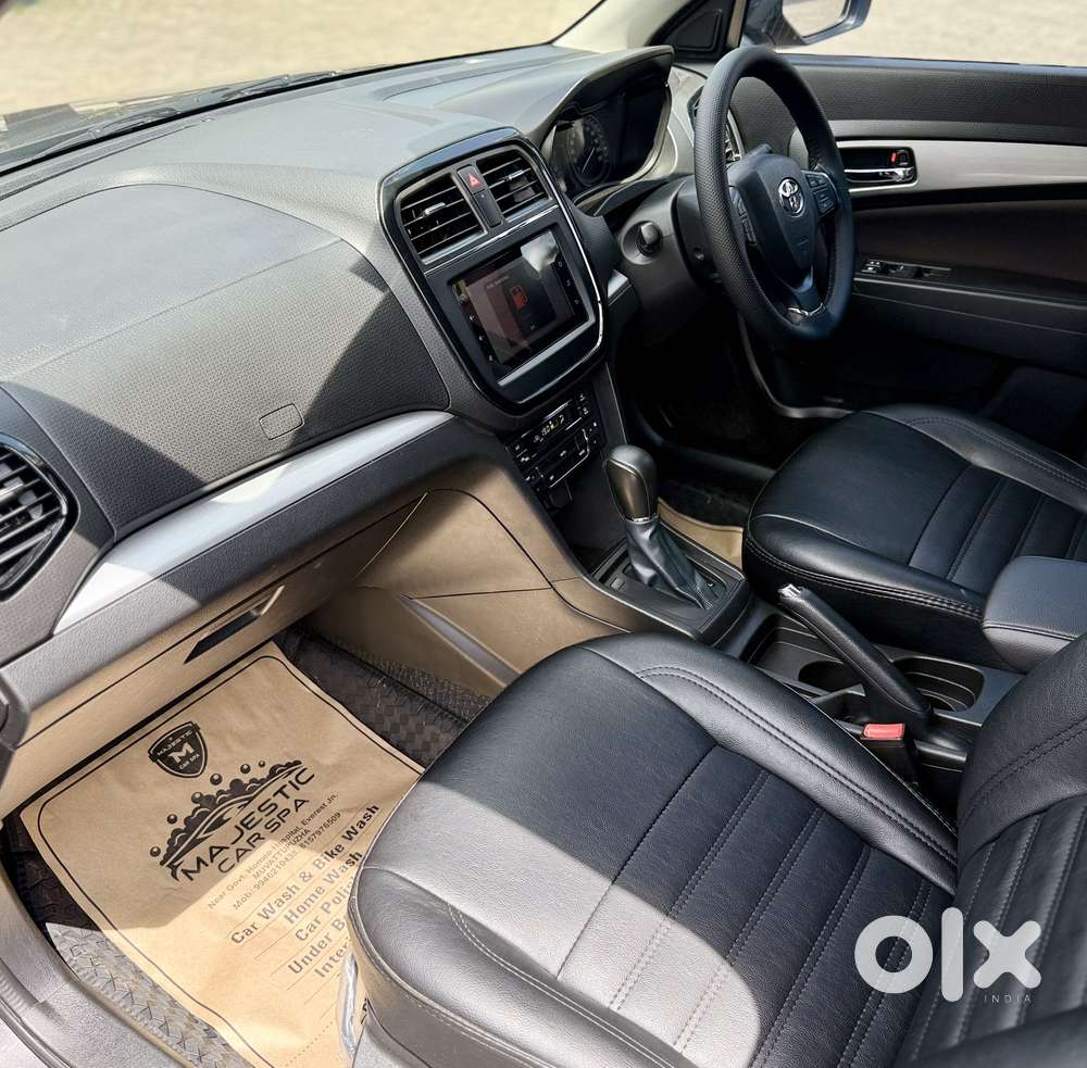 Toyota Urban Cruiser Cruiser High, 2022, Petrol
